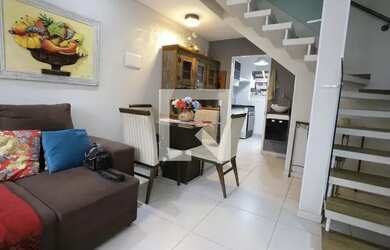 Imagem: A casa possui 2 Dormitórios, 1 Banheiro, 1 Vaga na garagem