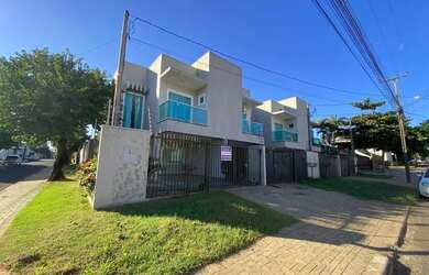 Imagem: A casa possui 2 Dormitórios, 1 Banheiro, 1 Vaga na garagem