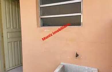 Imagem: A casa possui 1 Dormitório, 1 Banheiro, 24m² de Área e está