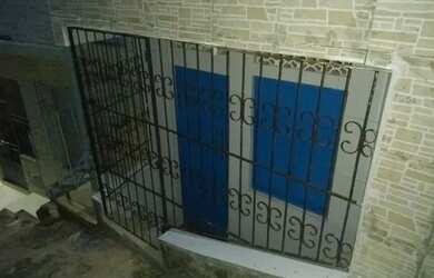 Imagem: A casa possui 1 Dormitório, 1 Banheiro, 33m² de Área e está