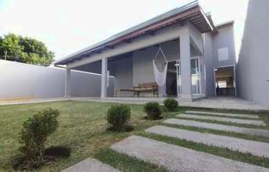 Imagem 2: Alugo casa anual. Piscina, Ar-condicionado, 340m² de Áreae3 Vagas na...