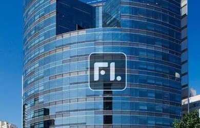 Imagem: O depósito possui 5 Vagas na garagem e 528m² de Área e está