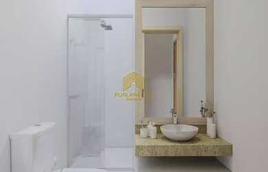 Imagem: A casa possui 2 Dormitórios, 2 Banheiros, 2 Vagas na garagem