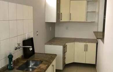 Imagem 6: Apartamento com quarto, sala, cozinha, banheiro e pequena área de serviço