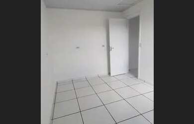 Imagem 3: Aluga-se casa fazendinha. 35m² de Área, 2 Vagas na garageme1 Dormitório