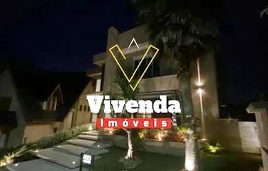 Imagem: A casa em condomínio possui 5 Dormitórios, 5 Banheiros, 5