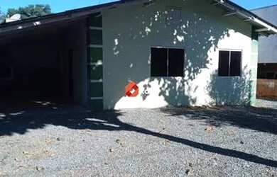 Imagem: A casa possui 2 Dormitórios, 1 Banheiro e 60m² de Área e