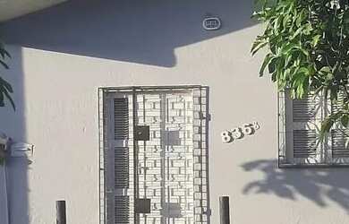 Imagem: A casa possui 1 Dormitório, 1 Banheiro, 6m² de Área e está