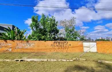 Imagem: O terreno possui 478m² de Área e Imóvel novo e está localizado