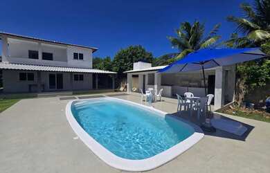 Imagem: A casa em condomínio possui 5 Dormitórios, 5 Banheiros, 5