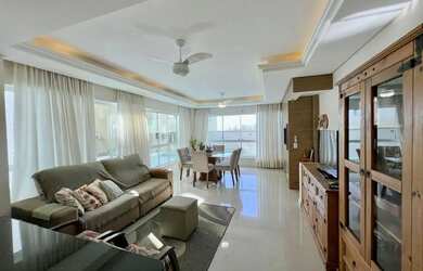 Imagem: O apartamento possui 3 Dormitórios, 3 Banheiros, 2 Vagas na