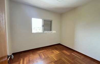 Imagem 16: Apartamento com 4 quartos, suíte, sacada e armários planejados