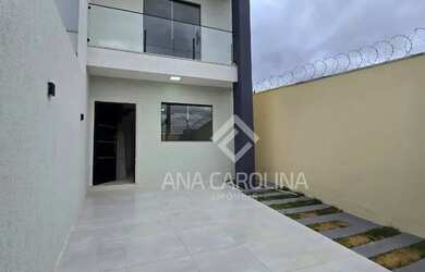 Imagem: A casa à venda possui 3 Dormitórios, 1 Banheiro, 2 Vagas na