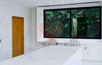 Imagem 10: CASA À VENDA CONDOMÍNIO SANTA MÔNICA JARDINS 6 SUÍTES ALTO PADRÃO...