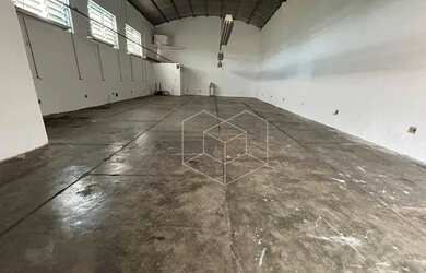 Imagem: O depósito possui 250m² de Área e está localizado em Jardim