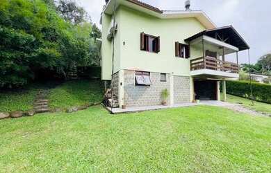 Imagem 2: Aconchego e Lazer Completo Casa 2 Dorms 1 Suíte c/ Lareira e Gourmet...