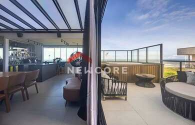 Imagem: O apartamento possui 4 Dormitórios, 4 Banheiros, 2 Vagas na