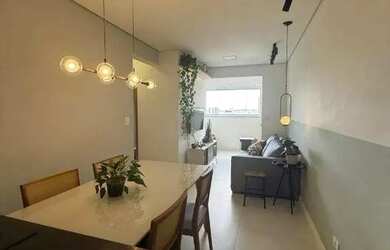 Imagem: O apartamento possui 2 Dormitórios, 2 Banheiros, 1 Vaga na