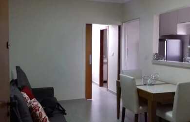 Imagem: O apartamento possui 1 Dormitório, 1 Banheiro, 1 Vaga na garagem