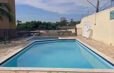 Imagem: O apartamento possui 3 Dormitórios, 1 Banheiro, 1 Vaga na garagem