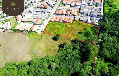 Imagem: O terreno possui 3785m² de Área e está localizado em Rancho