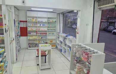 Imagem 4: Farmácia Porteira Fechada