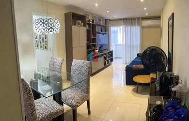 Imagem: O apartamento possui 3 Dormitórios, 2 Banheiros, 2 Vagas na