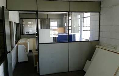 Imagem 7: Galpão venda ou locação R$ 1.900.000 ou 15.000 + 1.500 IPTU, saída fácil para a marginal T