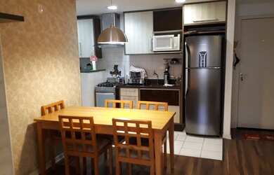 Imagem: O apartamento possui 3 Dormitórios, 1 Banheiro, 1 Vaga na garagem