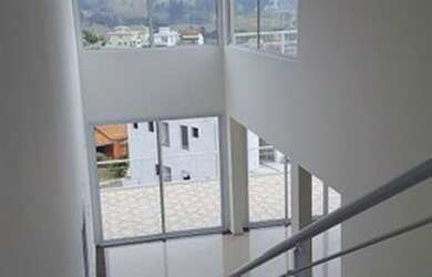 Imagem: A casa em condomínio possui 3 Dormitórios, 5 Banheiros, 4