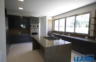 Imagem 15: CASA EM CONDOMÍNIO - TAMBORÉ - SP