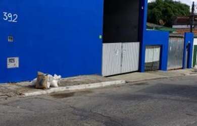 Imagem: O depósito possui 400m² de Área e está localizado em Vila