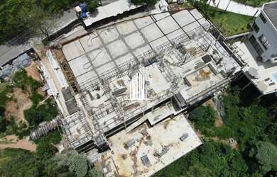 Imagem: A casa possui 5 Dormitórios, 5 Banheiros, 5 Vagas na garagem