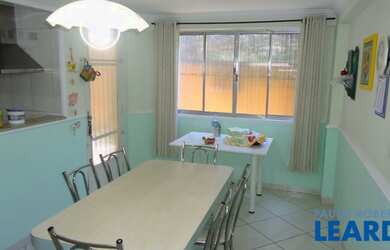 Imagem 11: SOBRADO - LAPA - SP. Varanda, 316m² de Área, 5 Vagas na garageme5 Dormitórios