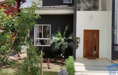 Imagem 3: Linda Casa a venda no condomínio Tarumã em Santana de Parnaíba