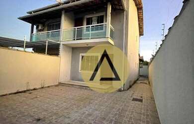 Imagem: A casa possui 3 Dormitórios, 3 Banheiros, 3 Vagas na garagem