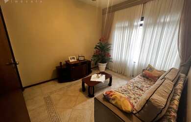 Imagem 4: Ótima casa residencial no bairro da Água Verde, próximo ao novo mercado...