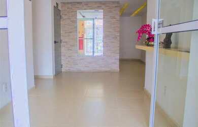 Imagem: O apartamento possui 1 Dormitório, 1 Banheiro, 1 Vaga na garagem