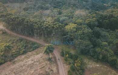 Imagem: O terreno possui 120.000m² de Área e está localizado em