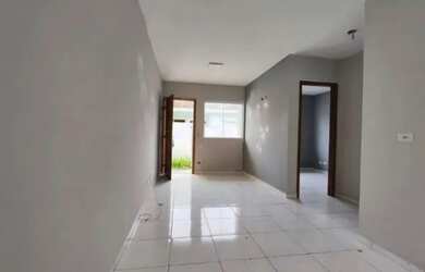 Imagem: A casa possui 2 Dormitórios, 1 Banheiro, 53m² de Área e