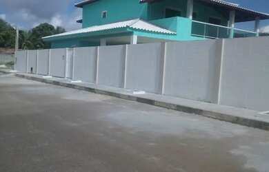 Imagem: A casa possui 5 Dormitórios, 4 Vagas na garagem e está localizado