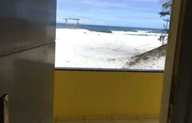 Imagem: A kitnet possui 1 Dormitório, 1 Banheiro, 1 Vaga na garagem