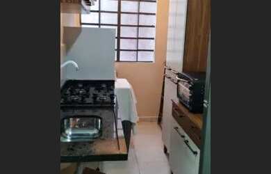 Imagem: O apartamento possui 2 Dormitórios, 1 Banheiro e 1 Vaga na