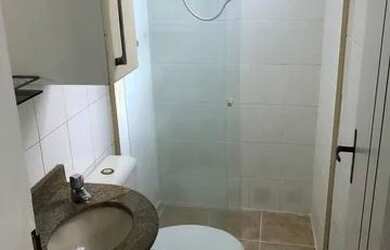 Imagem 5: Apartamento com quarto, sala, cozinha, banheiro e pequena área de serviço