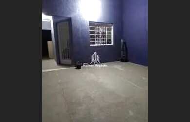 Imagem: A casa possui 2 Dormitórios, 1 Banheiro, 2 Vagas na garagem