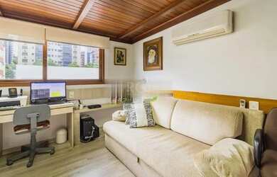 Imagem 3: Cobertura para Venda - 250m², 2 dormitórios, sendo 1 suites, 2 vagas...