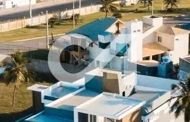 Imagem: A casa em condomínio possui 4 Dormitórios, 5 Banheiros, 4