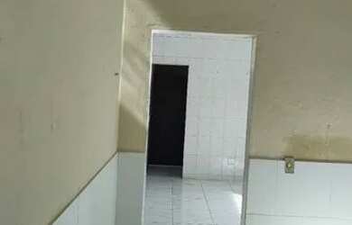 Imagem: A casa possui 1 Dormitório, 1 Banheiro, 25m² de Área e está