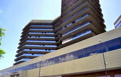 Imagem: O depósito possui 1 Vaga na garagem, 97m² de Área e está