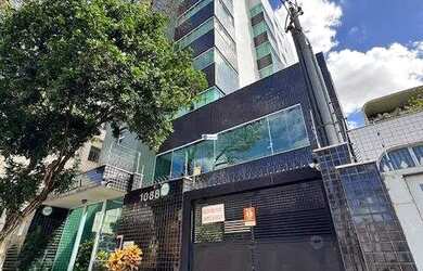 Imagem: O apartamento possui 4 Dormitórios, 4 Banheiros, 4 Vagas na